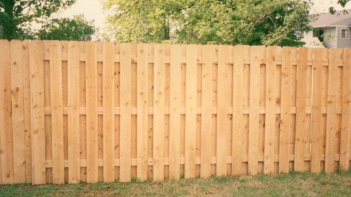 Fence Staining Nashville TN